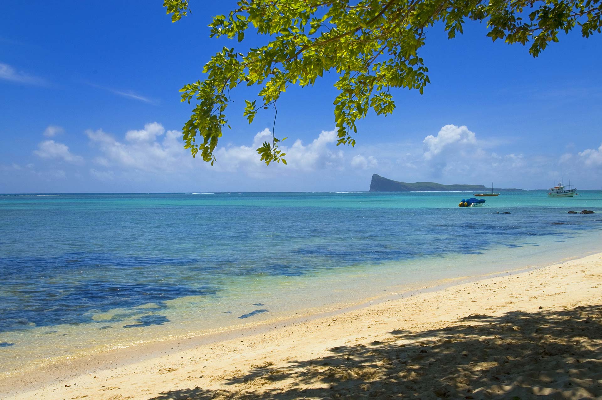 Property & House For Sale Beachfront, Mauritius & Grand Baie